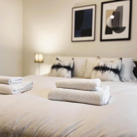 Brand New Modern 1 Bed Apartment Near Old Trafford Stadium Manchester Exterior foto